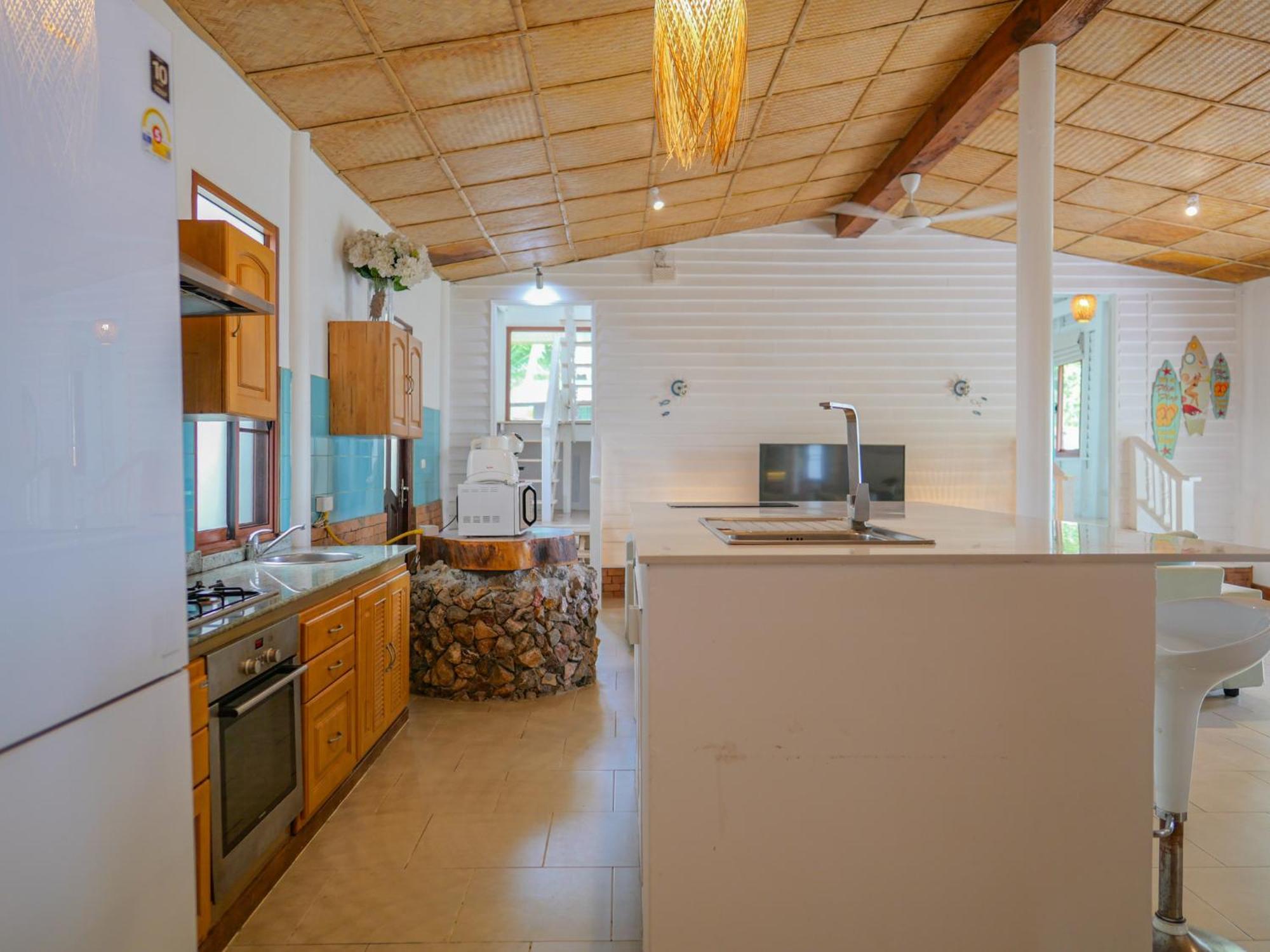The Wooden Beach House 3Br - Sunset Beach Garden Taling Ngam Beach Kültér fotó